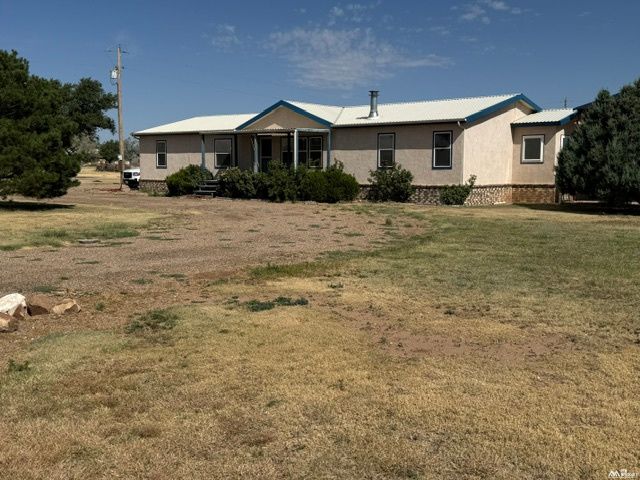 205 N  Barton St, Grady, NM 88120