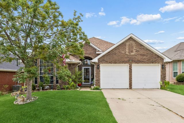 4600 Angelina Way, Fort Worth, TX 76137