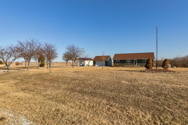 2055 170th Ct, Winterset, IA 50273