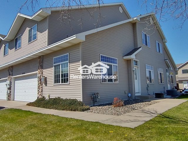 12708 Flamingo St NW, Coon Rapids, MN 55448