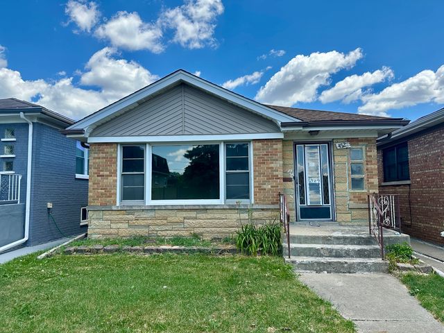 4527 N  Newcastle Ave, Chicago, IL 60706