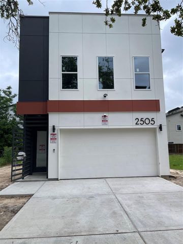 2505 Anita St, Houston, TX 77004