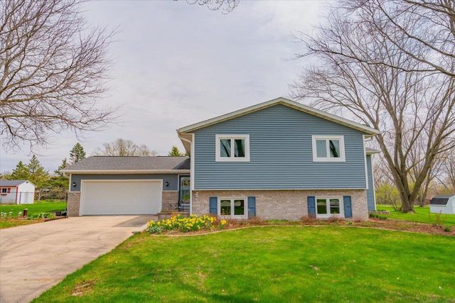 3893 Terrace Circle, Deforest, WI 53532