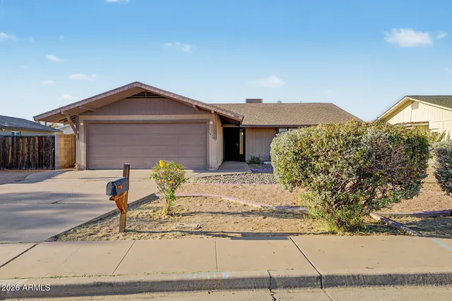 1428 E HARMONY Avenue, Mesa, AZ 85204