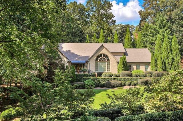 335 Green Glen Way, Sandy Springs, GA 30327