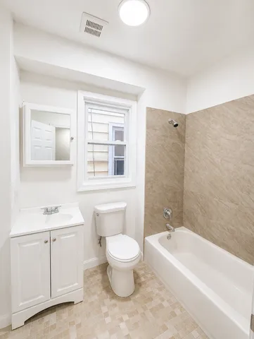 62 N 6th St #2 — photo 2 of 5