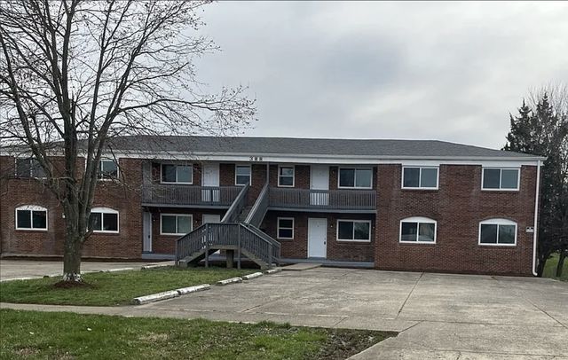 388 Elmwood Dr #3, Radcliff, KY 40160