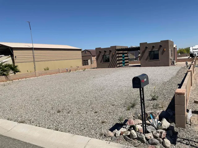 11673 Hopi St, Wellton, AZ 85356
