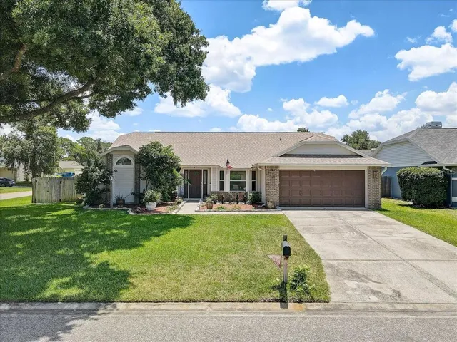 1907 HORSESHOE DRIVE, Plant City, FL 33566