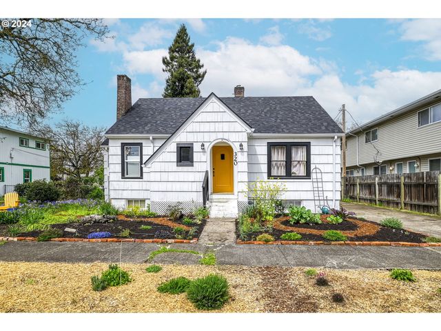 320 C St, Springfield, OR 97477