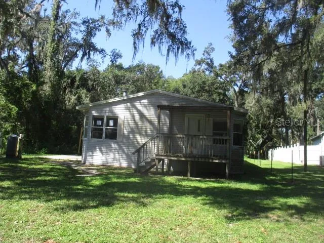 2445 Corvilla Dr, Zephyrhills, FL 33540
