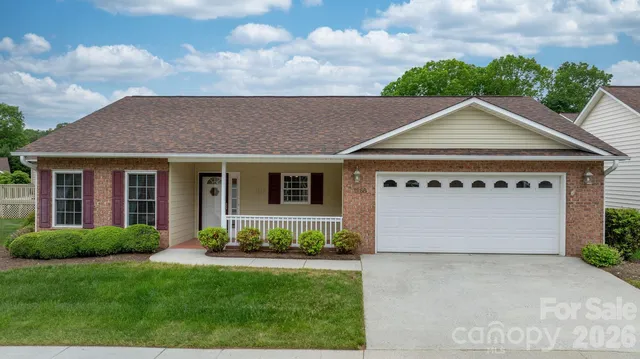 1268 Wexford Village Cir  NE, Lenoir, NC 28645