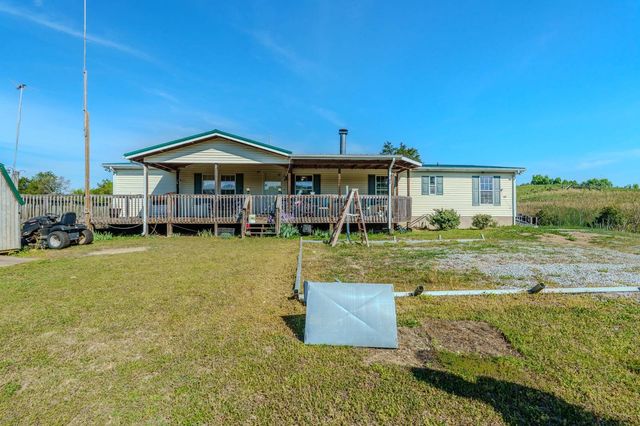510-512 Bewley Rd, Mosheim, TN 37818