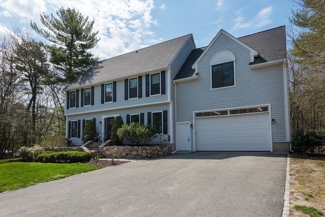 21 Olde Meadow Rd, Marion, MA 02738