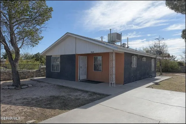 9228 Delicias Ct, El Paso, TX 79907