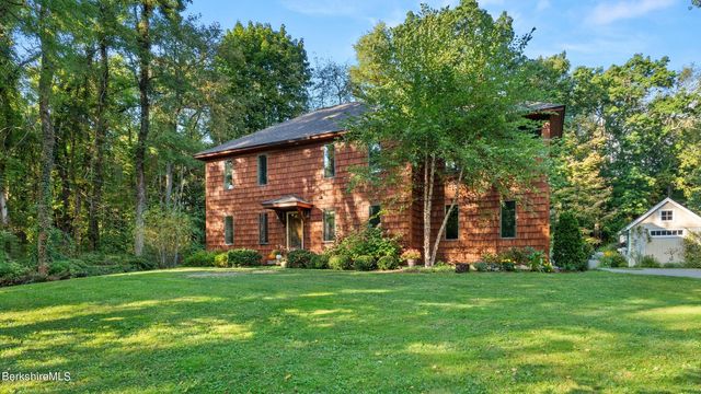 188 Hillsdale Rd, Egremont, MA 01230