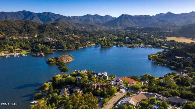 290 Lake Sherwood Dr, Thousand Oaks, CA 91361