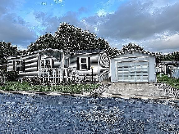 110 Morgan Ln #110, Swansea, IL 62226