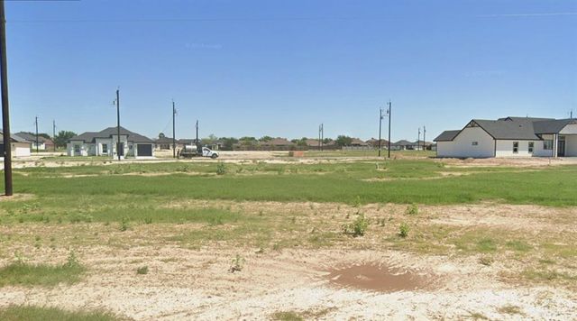 3511 Tyler St, Mission, TX 78572