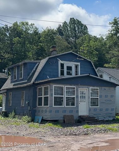 2 Noble St, Harveys Lake, PA 18618