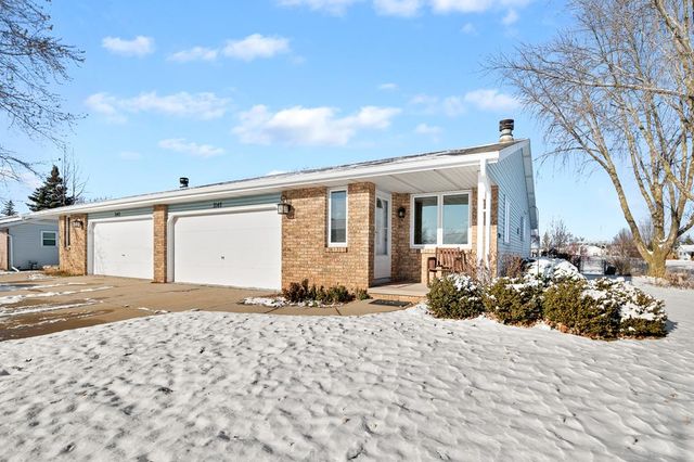 3145 Tobermory Dr, Green Bay, WI 54311