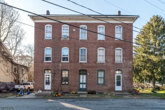 191 Mount Joy Rd, Alpha, NJ 08865