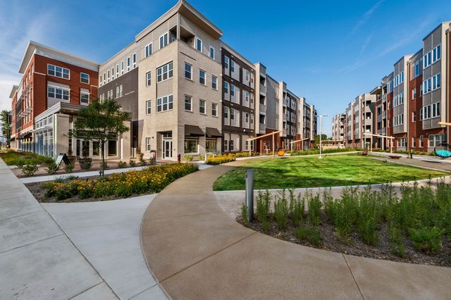 5793 Green St #1412, Brownsburg, IN 46112