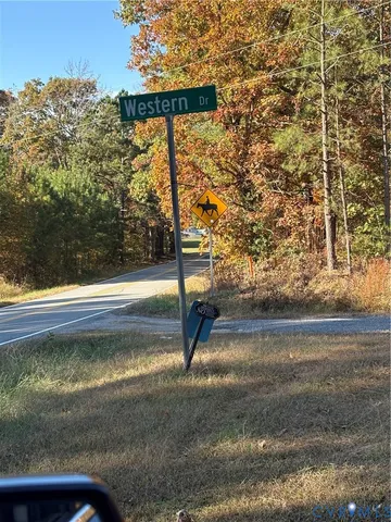 423 Western Dr, Lawrenceville, VA 23868