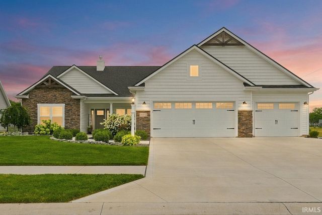 13693 Stone Table Blvd, Fort Wayne, IN 46845