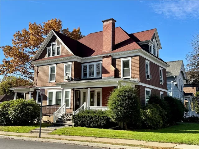 384 Main St, Oneonta, NY 13820