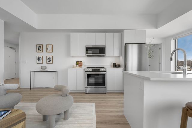 50 Western Ave #812M, Allston, MA 02134