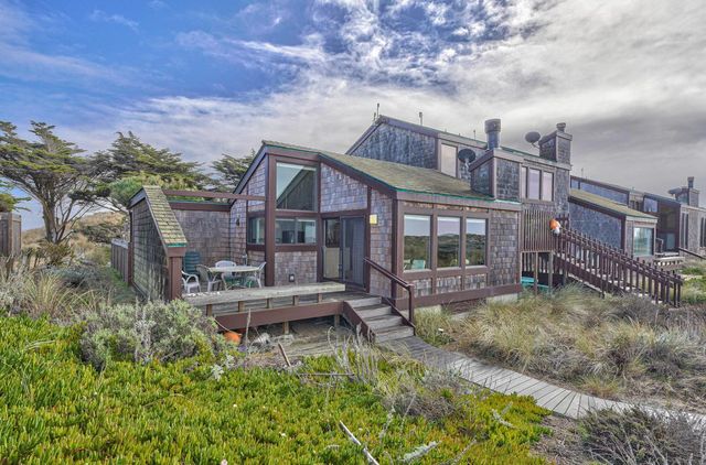 150 Monterey Dunes Way, Moss Landing, CA 95039