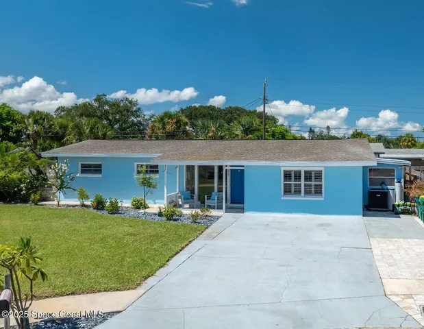 365 Hula Cir, Merritt Island, FL 32952