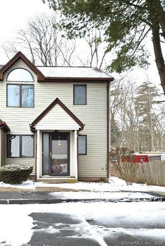 16 Northampton Ln #A7, Plainville, CT 06062