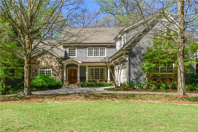 Homes for sale in Brookhaven - Engel & Völkers Atlanta - Engel & Vö