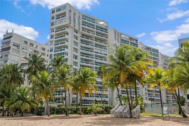 7063 Highway 187 #305, Carolina, PR 00979