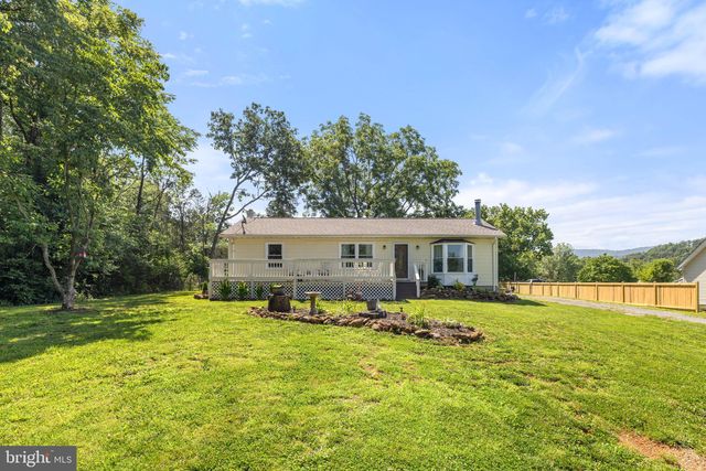 381 Youngs Dr, Front Royal, VA 22630