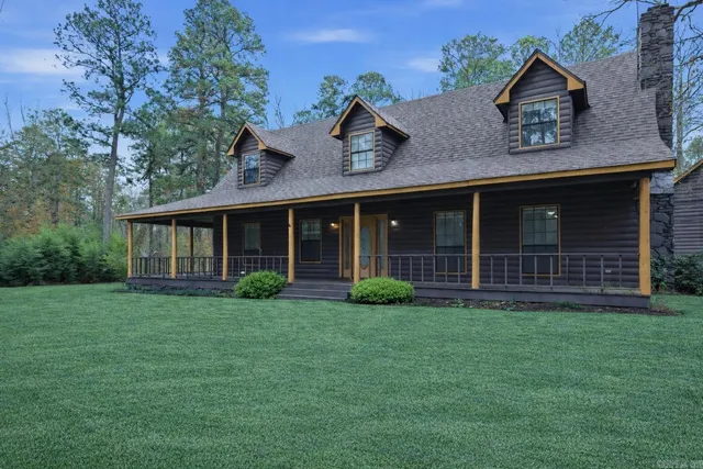 403 Country Club Est, Ashdown, AR 71822