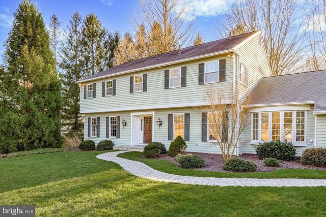 844 Hunt Rd, Newtown Square, PA 19073