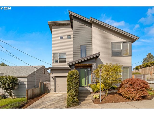 4709 N  Colonial Ave, Portland, OR 97217