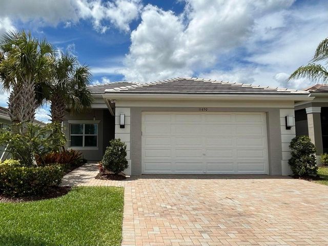 11650 SW Moon River Way, Port Saint Lucie, FL 34987