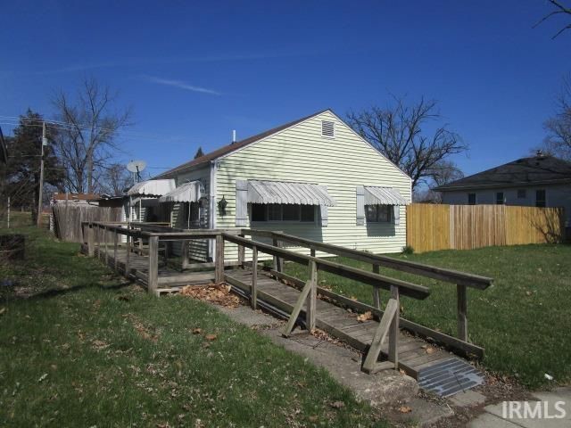 1948 W  4th St, Fort Wayne, IN 46808