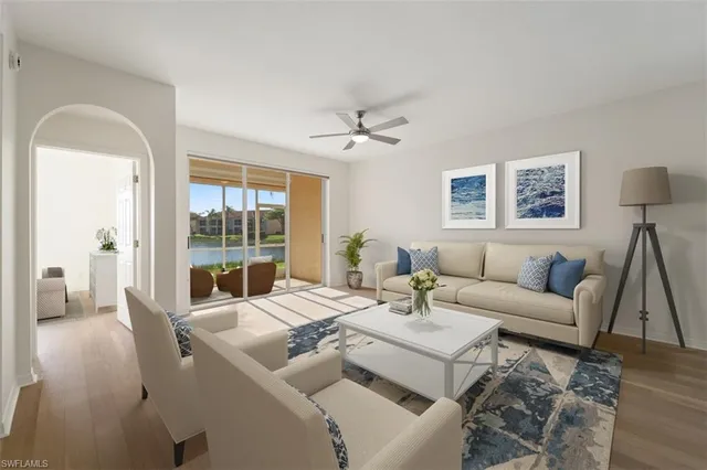 6560 Huntington Lakes CIR #102, Naples, FL 34119