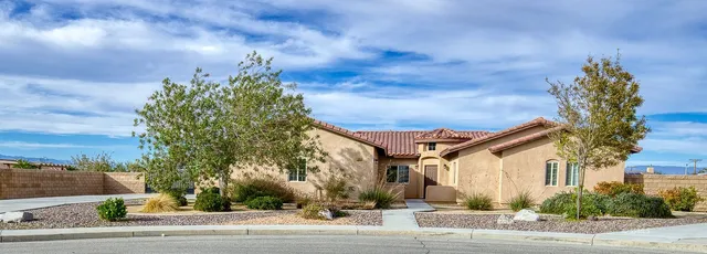 104 W  Rancho Del Cerro, Ridgecrest, CA 93555