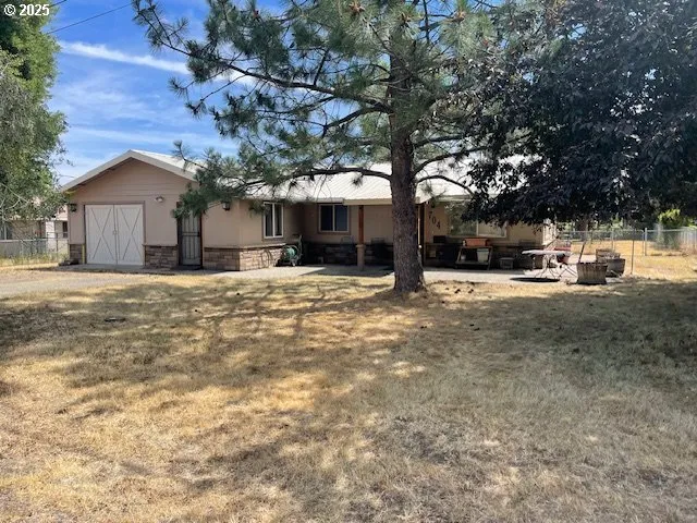 704 N  Russell St, Joseph, OR 97846