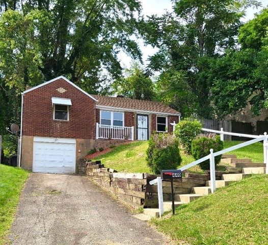 440 Lee Dr, Pittsburgh, PA 15235