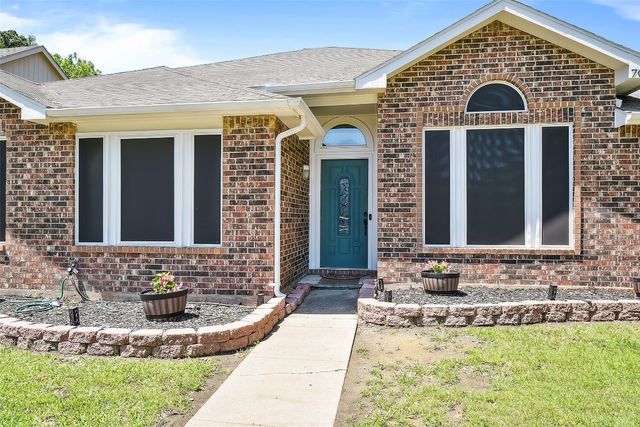 7029 Sample Dr, The Colony, TX 75056