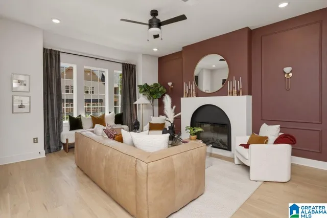 6175 Foxcote Ln, Birmingham, AL 35244
