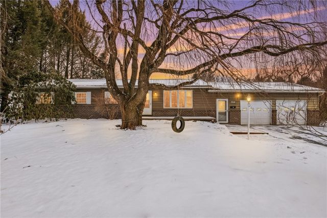 1306 Pitt St, Jennerstown, PA 15547