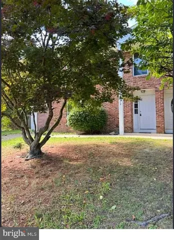 39 Mizzen Dr, Barnegat, NJ 08005